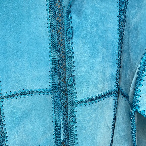Boho Turquoise Suede Leather and Crochet Button Up Long Sleeve Jacket size XL - Picture 7 of 7